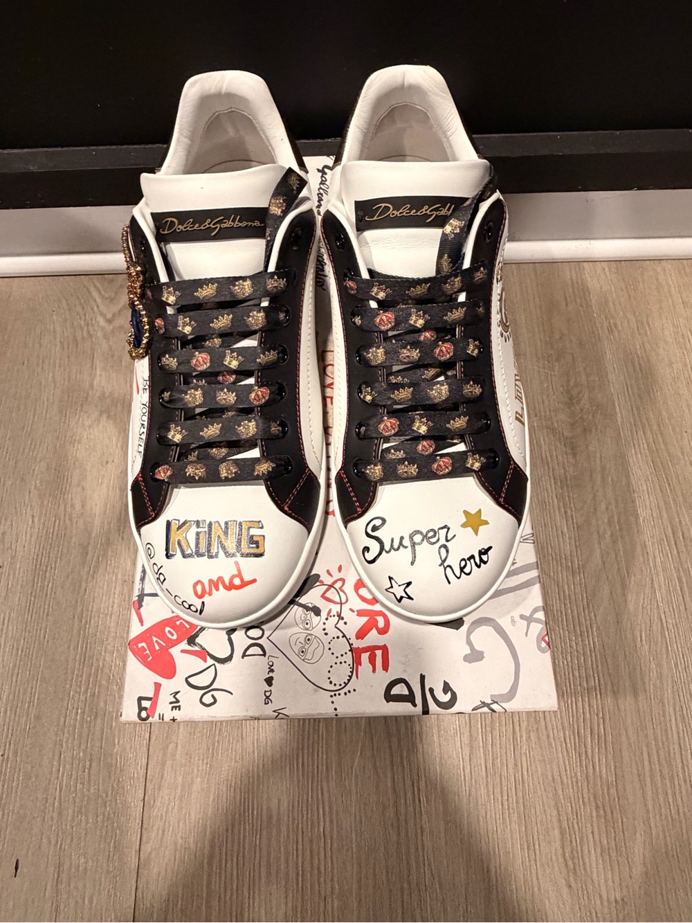 Dolce & Gabbana White and Black 'King & Superhero' Graphic Sneakers